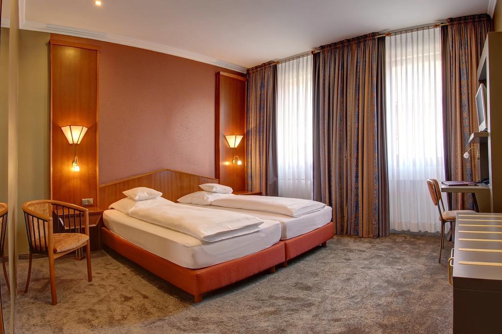 Hotel Im Engel Варендорф Экстерьер фото